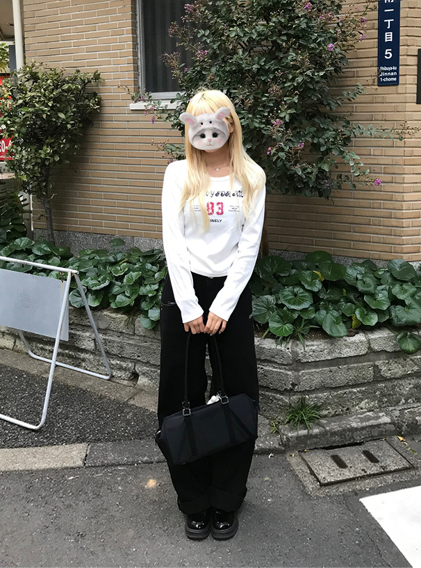 ナンバーロゴドロストリブトップス