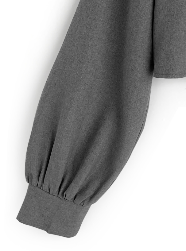 レイヤード風リボントップス