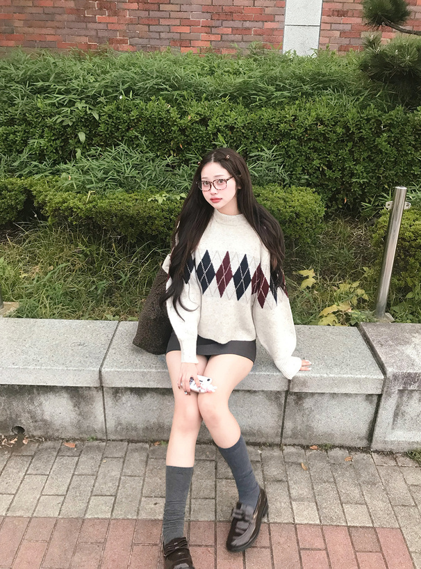 アーガイル柄ニットトップス