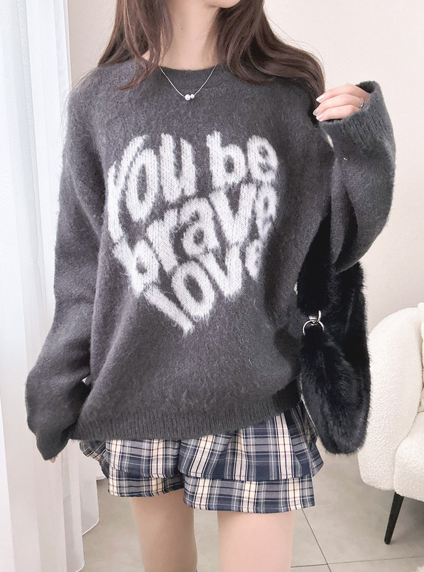 ハートロゴニットトップス