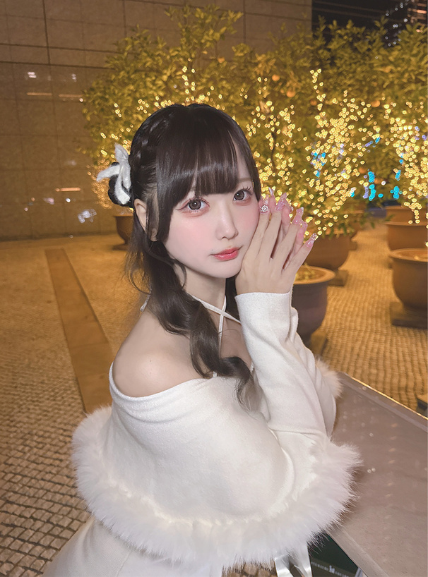 ホルターネックファーオフショルダーニットミニワンピース