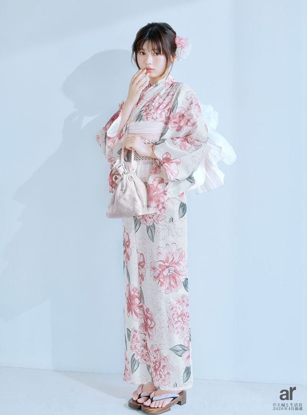 長浜広奈 芍薬柄浴衣セット