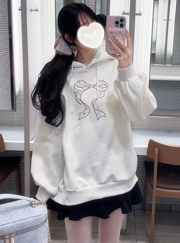 リボン刺繍ラインストーンスウェットパーカー