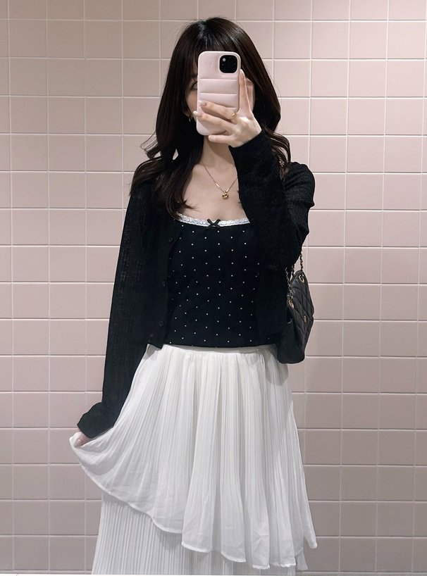 カップ付きドット柄レースリボンキャミソール