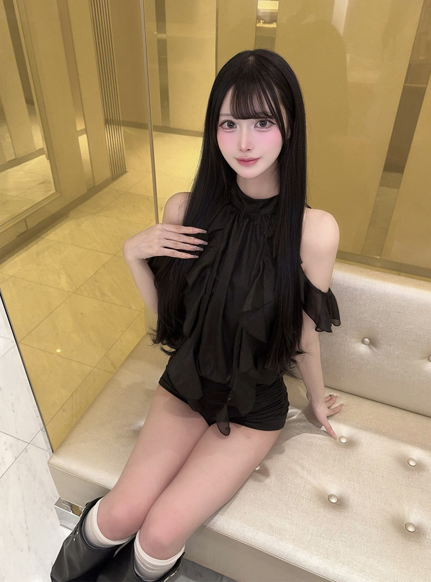 ショルダーオープンアメスリフリルリボンラメシアーブラウス