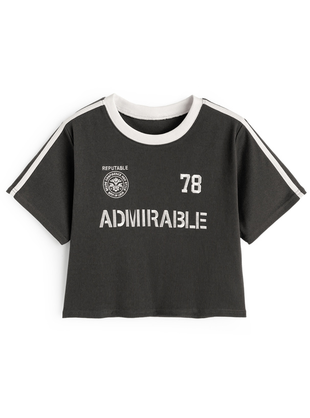 ユニフォーム風ロゴ刺繍Tシャツ