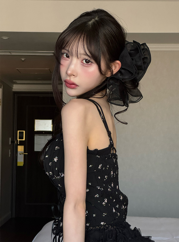 小花柄レースアップキャミソールトップス
