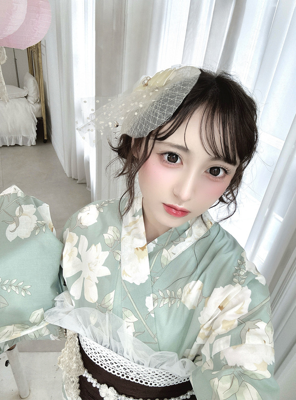 フラワービジューパールベルト