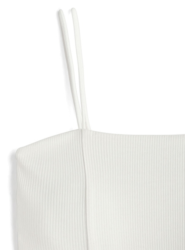 カップ付きダブルストラップショート丈キャミソール