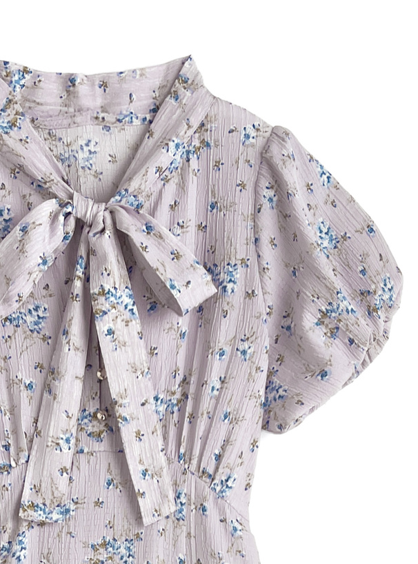 ボウタイ付き花柄ロングワンピース