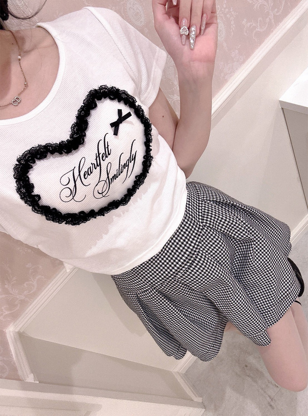 レースハートロゴサイドギャザーリブトップス