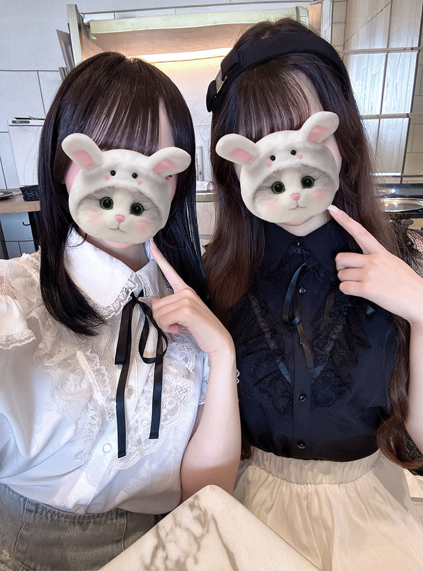 リボンタイ付きレースフリルブラウス