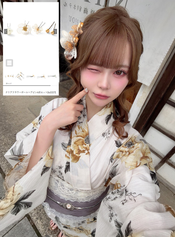 クリアフラワーボールヘアピン4点セット