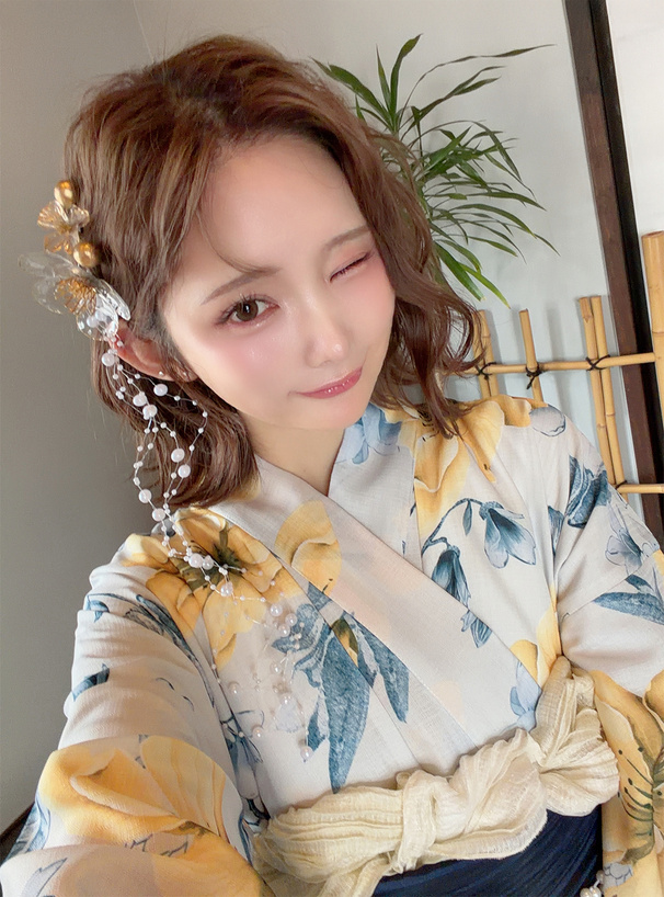 クリアフラワーボールヘアピン4点セット
