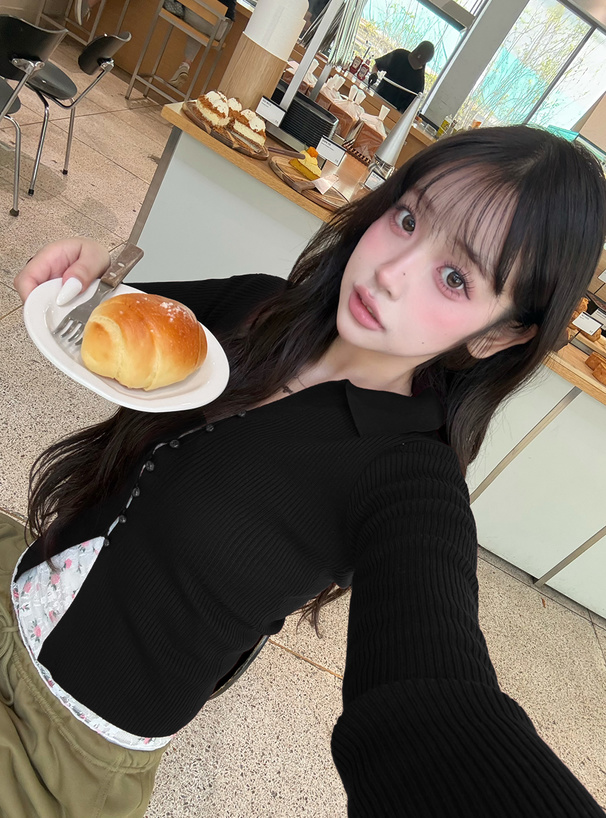 スキッパーリブニットトップス