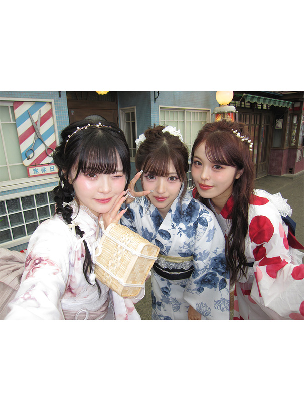 3連パールビジューカチューシャ