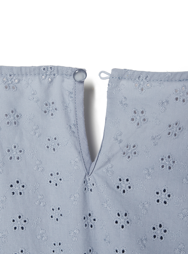 刺繍フリルペプラムブラウス