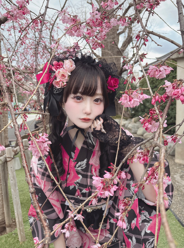 花柄レースフィンガーレスグローブ