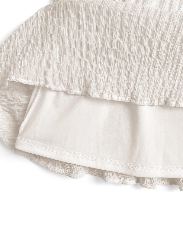 フリルシャーリングキャミソール×フレアスカートセットアップ