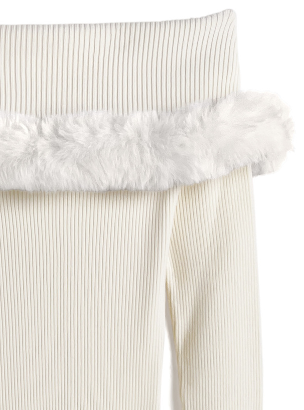 ファーオフショルダーニットワンピース