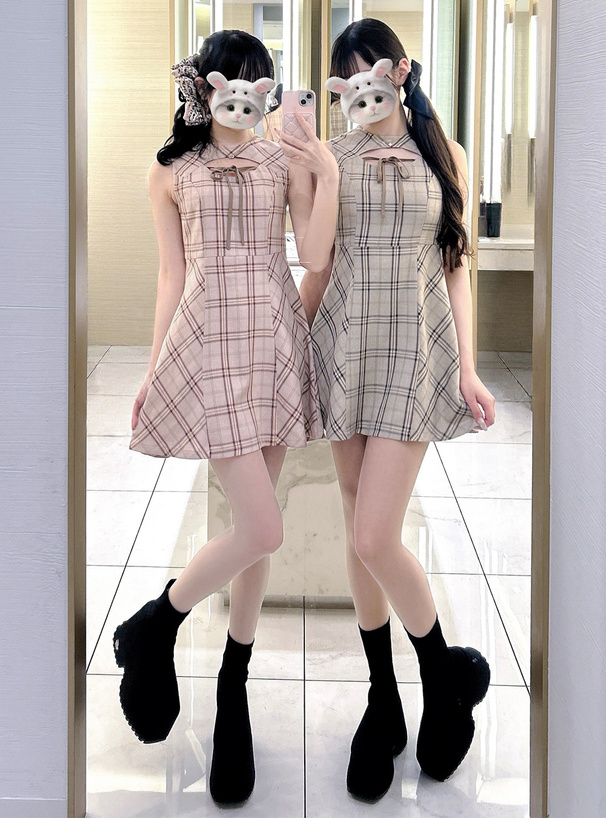 チェック柄フロントオープンノースリーブミニワンピース