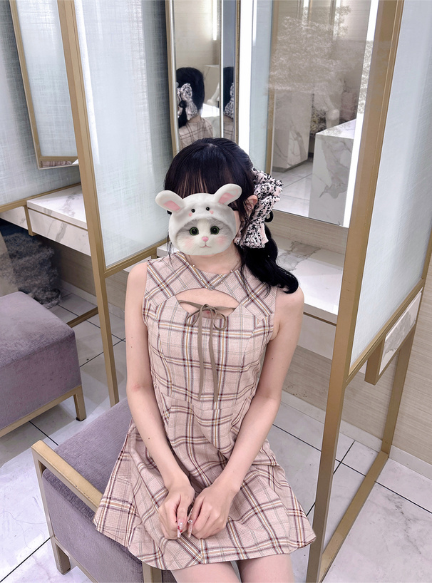 チェック柄フロントオープンノースリーブミニワンピース