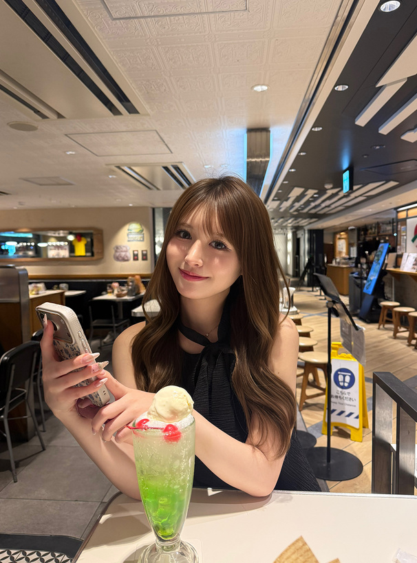 タイ付きノースリーブシアーティアードチュニック