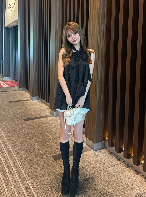 タイ付きノースリーブシアーティアードチュニック