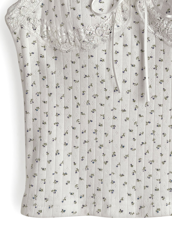 カップ付き小花柄リボンレースキャミソール