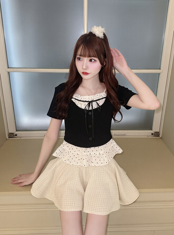 ドット柄キャミソールレイヤード風トップス