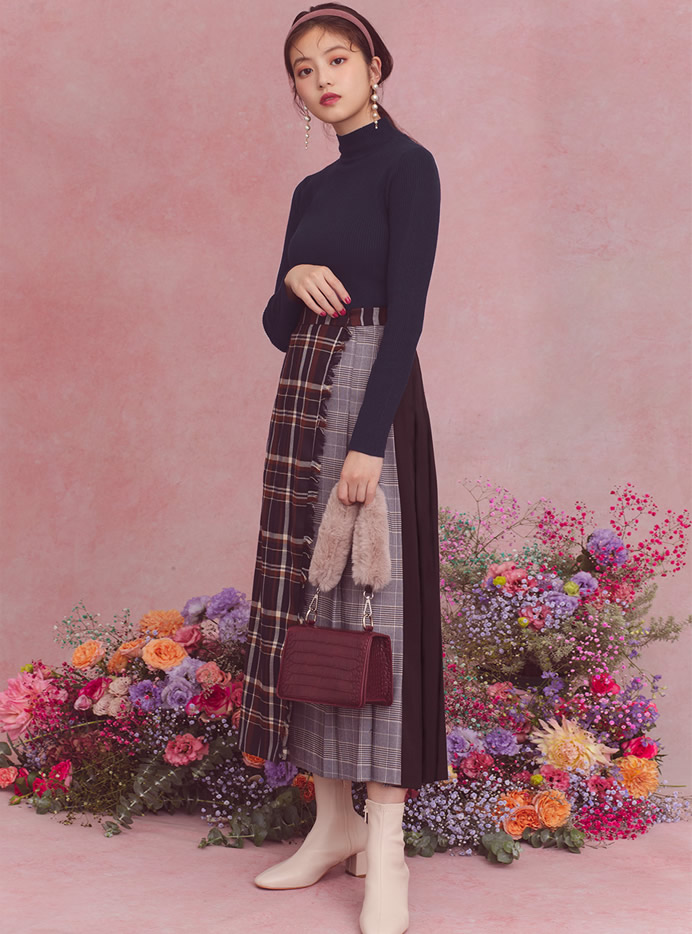 今田美桜 プリーツ切り替えチェックラップスカート