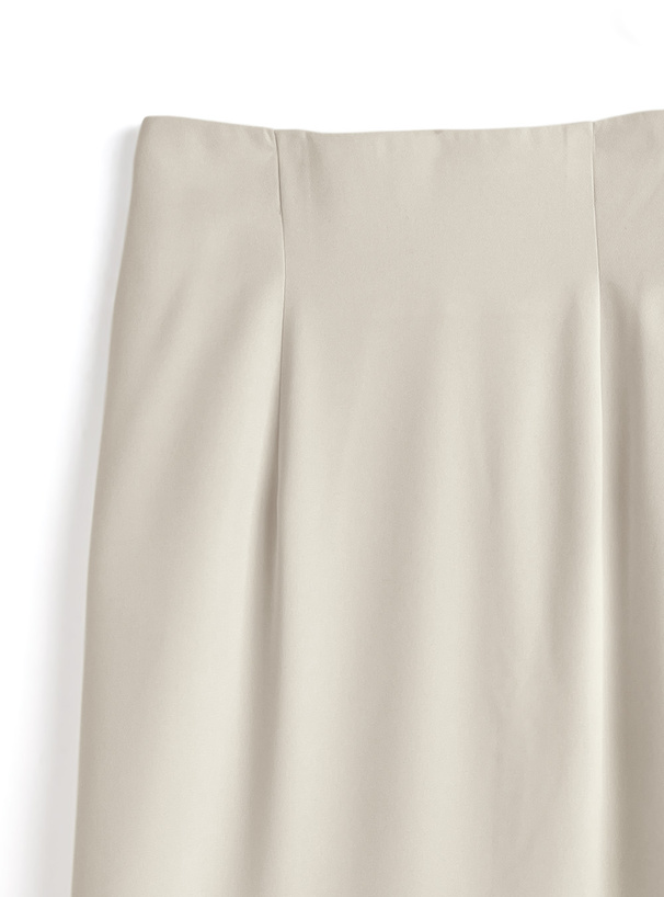 裾シアーマーメイドスカート