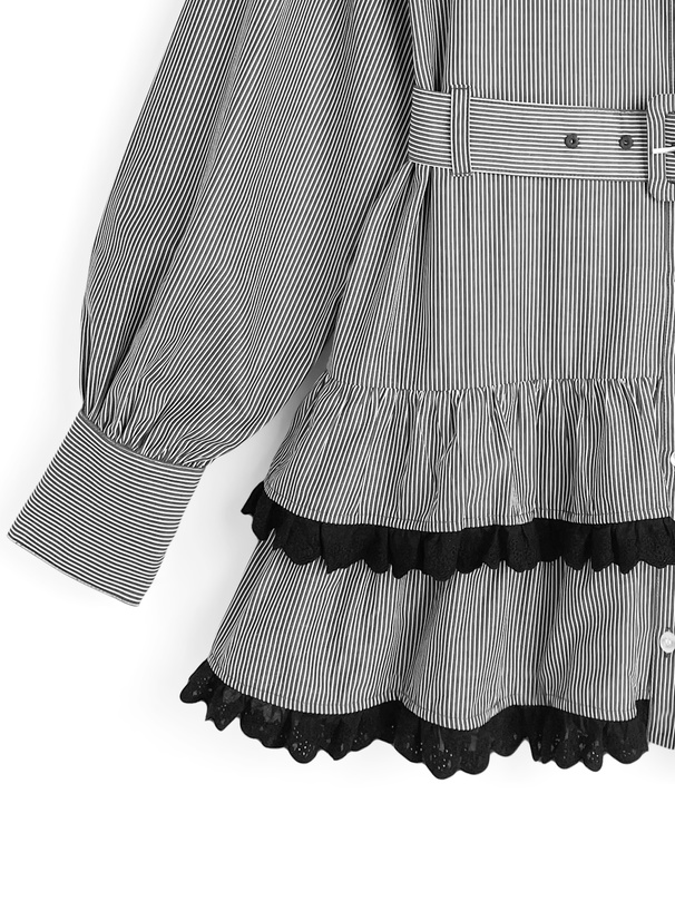 ネモフィラ柄フリル付きワンピース 新品タグ付き 新品 タグ付き】GRL 花柄配色パイピングフリルワンピース[al145
