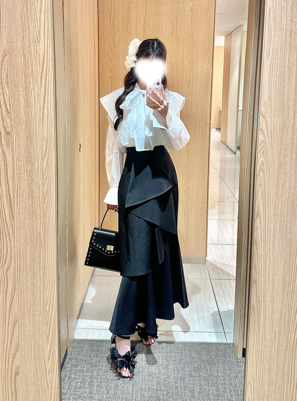 アシンメトリーラッフルマーメイドフレアスカート