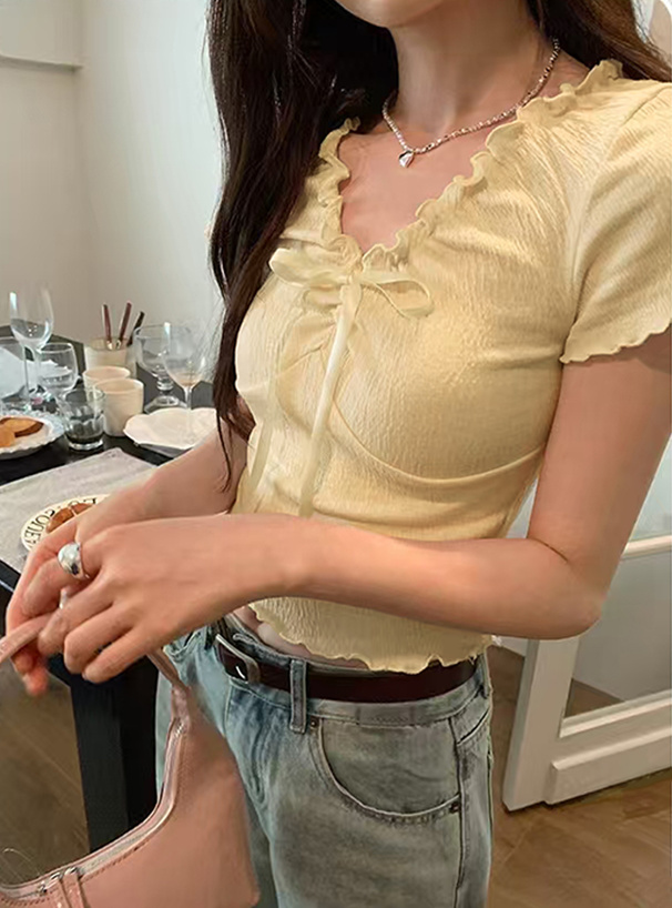 フリルリボンカットソー