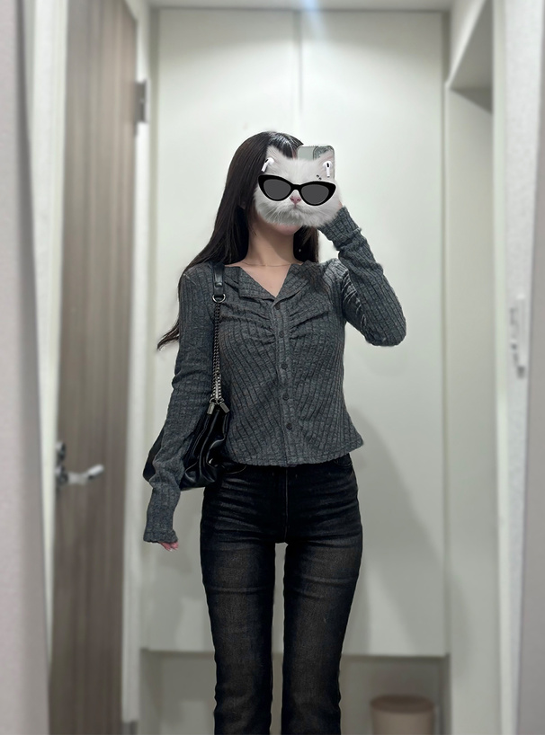 フロントボタンギャザー表起毛リブトップス