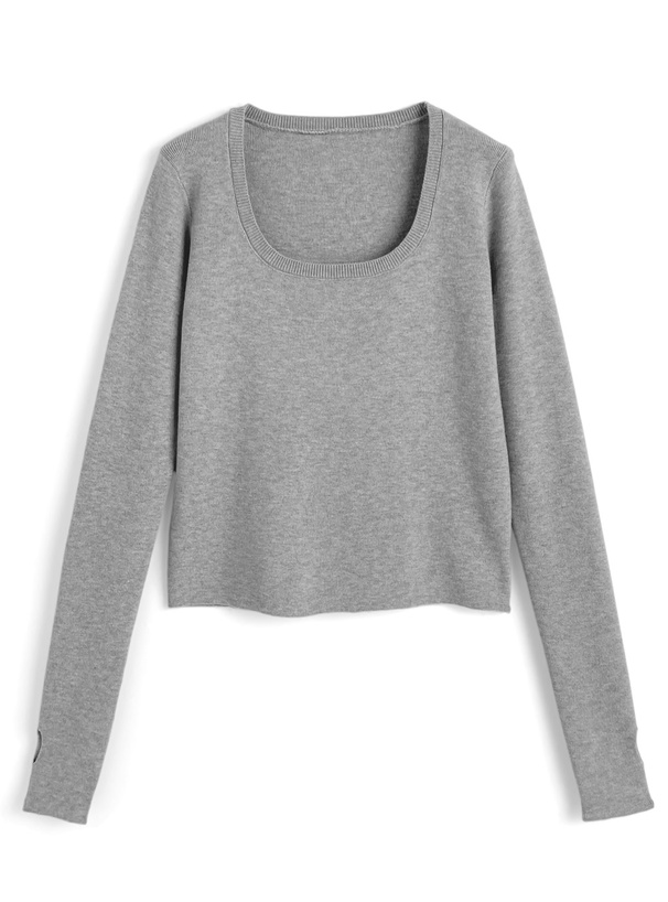 サムホール付きリブニットトップス