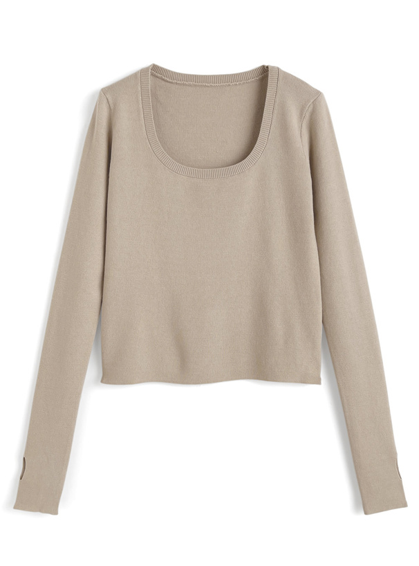 サムホール付きリブニットトップス