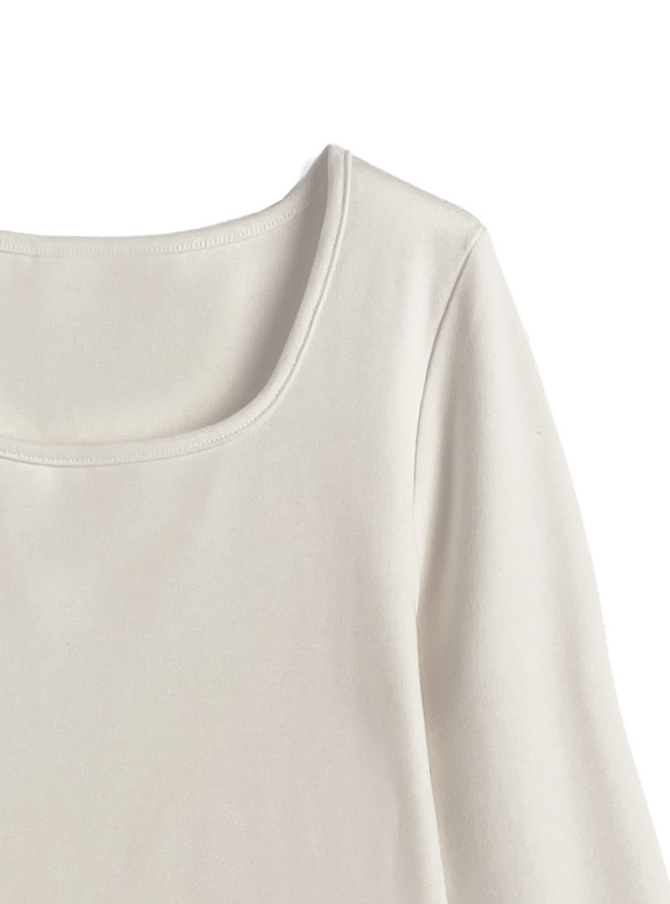 スリットフレアスリーブスクエアネックトップス