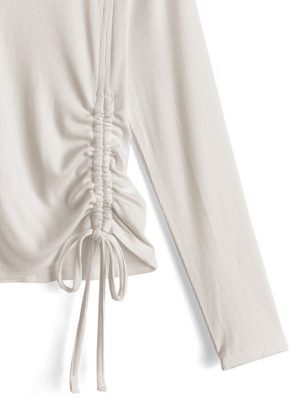 カットアウトドロストリブトップス