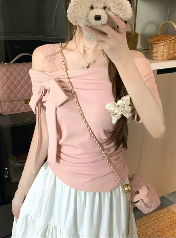 アシンメトリーリボンオフショルダートップス
