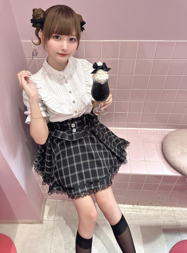 エムズグレイシー ボーダー柄 フレアスカート ミモレ丈 リボン 透明感のある着こなしが叶うウエストりぼん付きドット柄フレア
