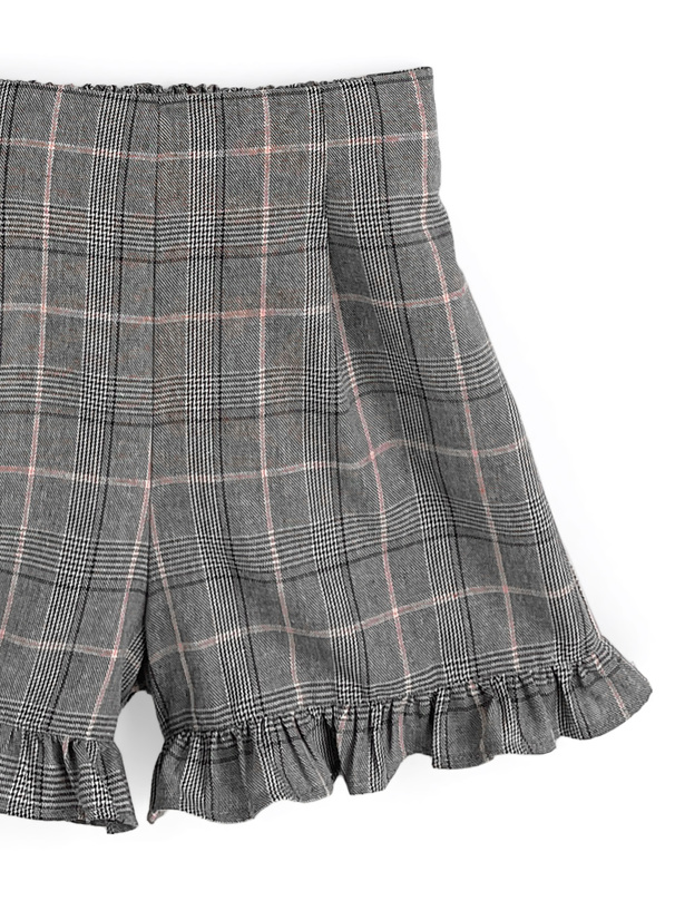 チェック柄レイヤード風チュニック×フリルショートパンツセットアップ