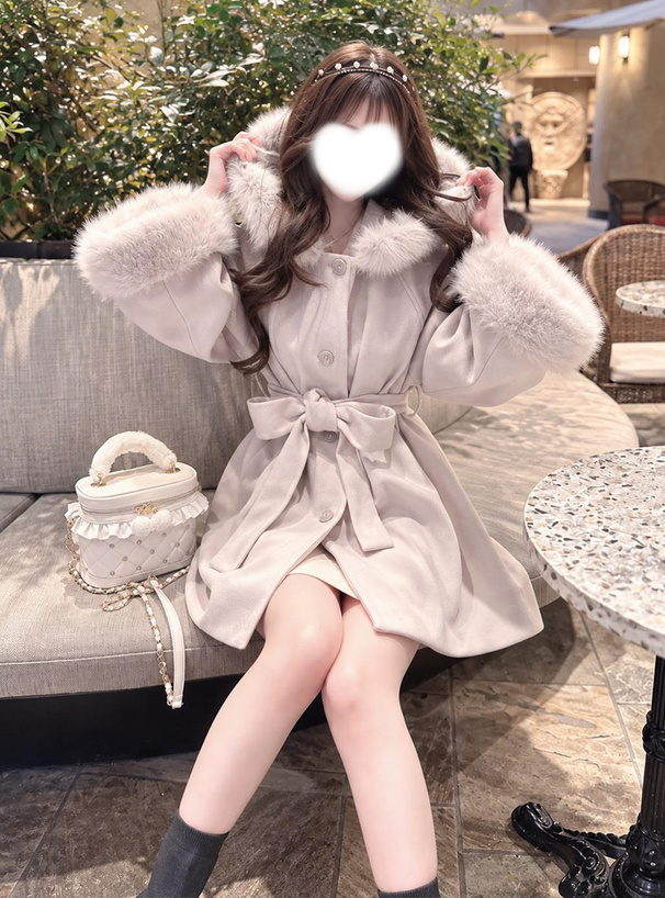 リボンベルト付きファーフードコート