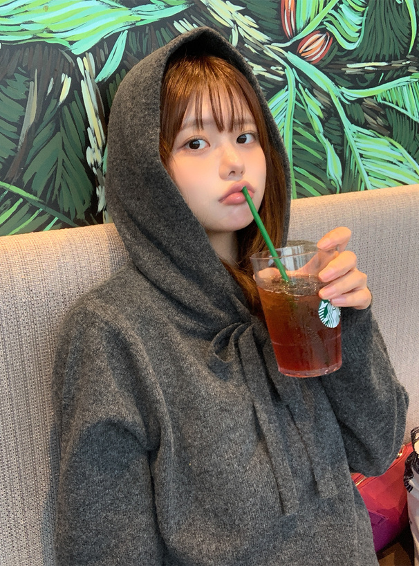 フード付きリボンニットトップス