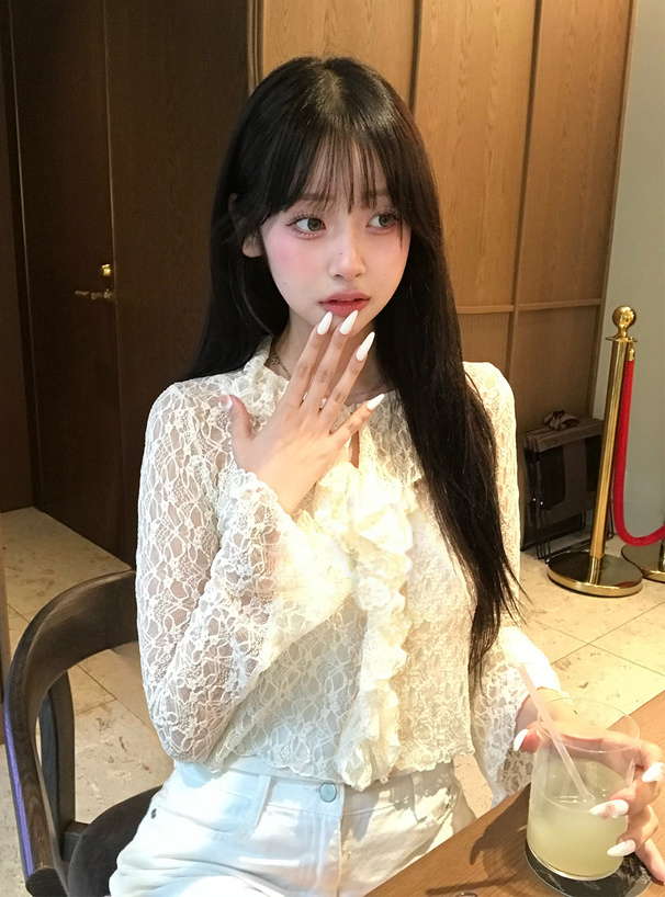 ラッフルフリルレーストップス