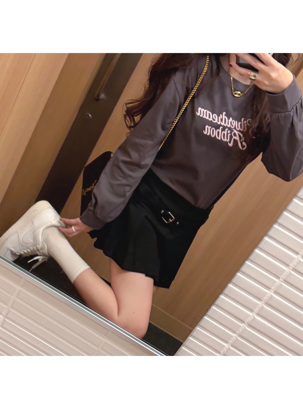 立体ロゴ刺繍ロンT