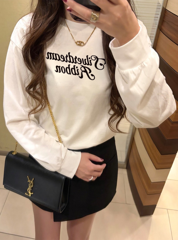 立体ロゴ刺繍ロンT