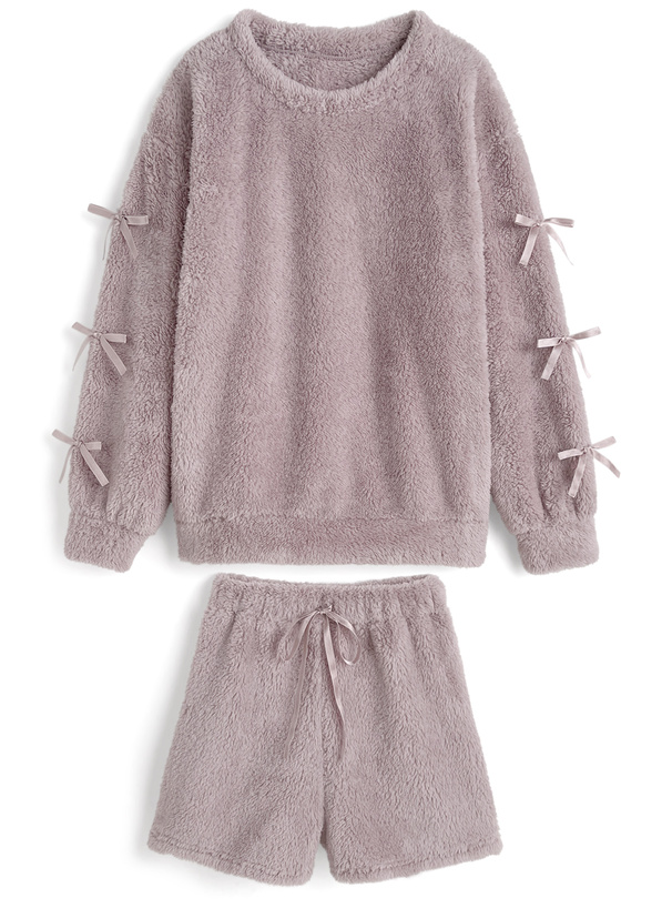 リボントップス×ショートパンツボアセットアップ