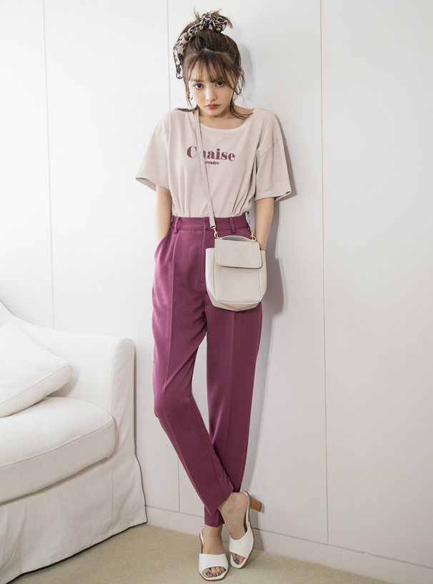 ロゴTシャツ